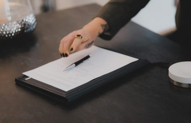 Contrat de coaching : que valent vraiment les modèles trouvés sur Internet ?